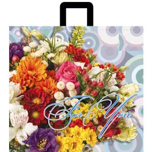 Які властивості поліетилену важливі для виробництва пакетів і як вони впливають на якість